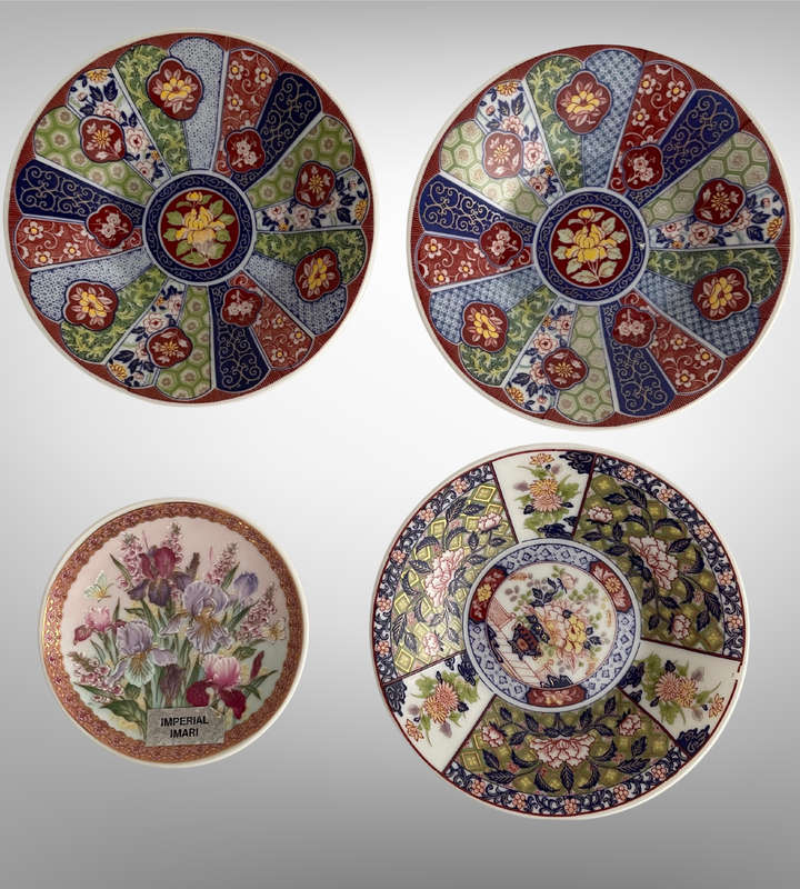 Set of 4 Small Vintage Japanese Decorative Porcelain Plates / Pin Trays Imari Style (c. 1960s1970s)