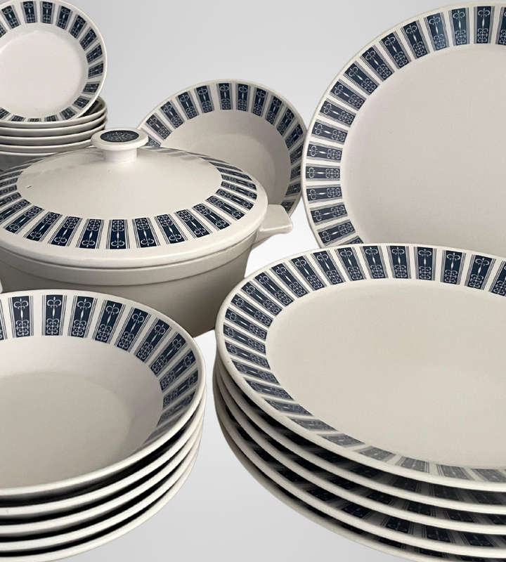 Elegant Blue & White Noritake Set (32pc)  Coastal Style for Cape Cottage Living