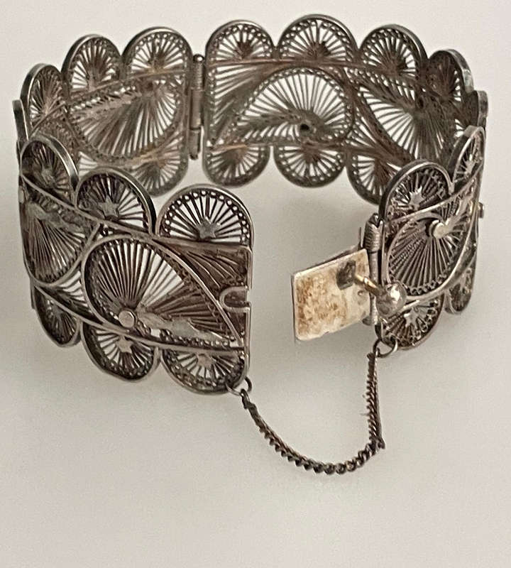 Antique Silver Filigree Bracelet  Handcrafted Ornate Design  30mm Wide  30.1g  Small to Medium