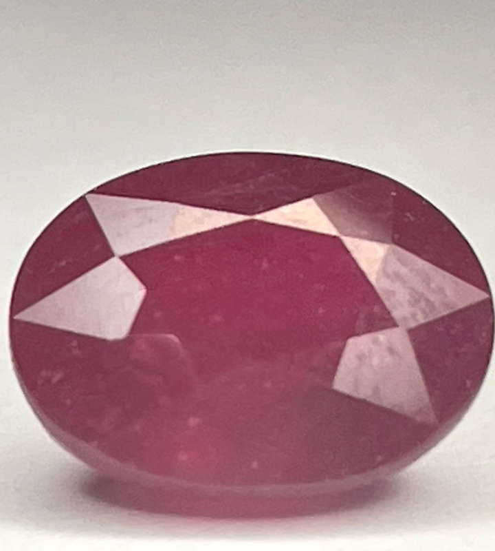 Bargain - Oval Cut 4.51ct Strong Red Ruby Gemstone (GISA Certified)