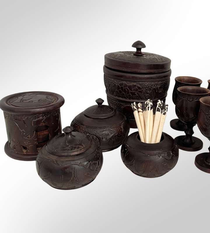 Hand carved Wooden Big 5 & Rhino Bar Set - Ideal for Outdoor Bar/Braai Area