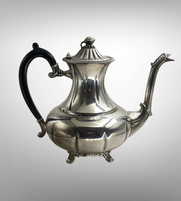Vintage Oneida Melon Silver Tea Set  4 Piece | Coffee & Teapot | Bakelite Handles | SP on Copper