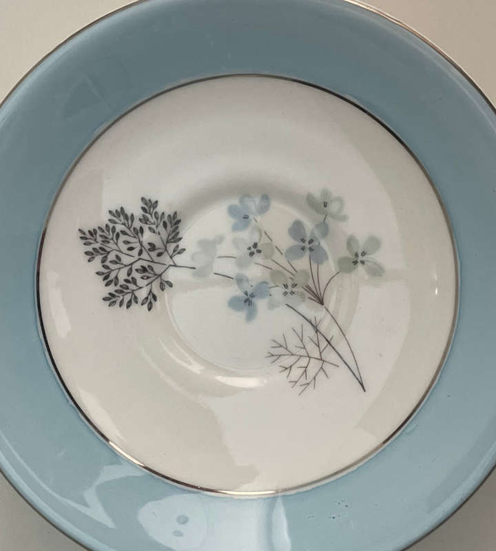 Vintage Sevron Blue Lace Royal Standard Fine Bone China Cups & Saucers Set (1950s-70s) - Made in Eng