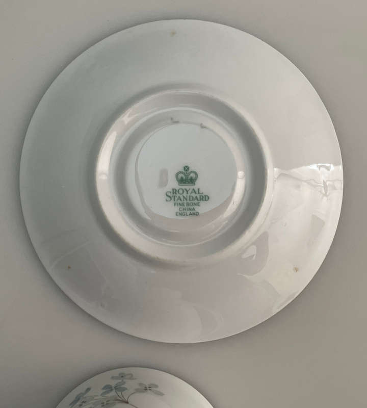 Vintage Sevron Blue Lace Royal Standard Fine Bone China Cups & Saucers Set (1950s-70s) - Made in Eng