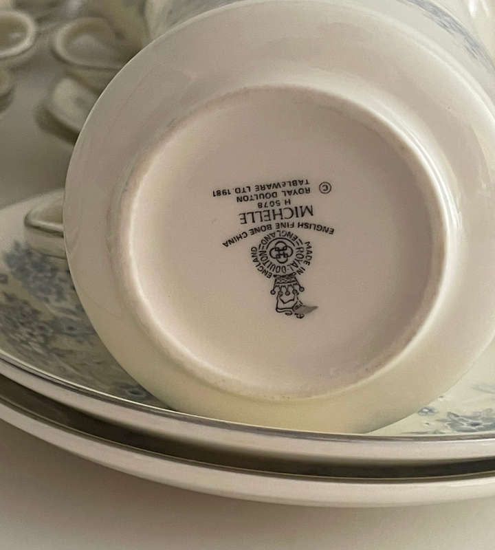 Vintage 27-Piece Michelle by Royal Doulton H 5078 - Romance Collection - Discontinued Blue & White