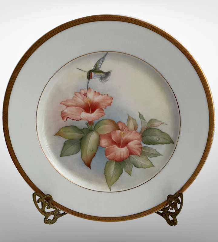 1 x Hand-Painted Wall Décor Plate by Daphne Karlson (1988)