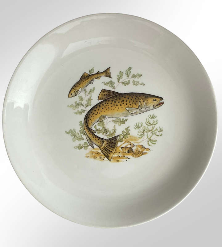 1950s Crown Devon Fieldings Fish Dinner Plate  22.5cm  Vintage Earthenware