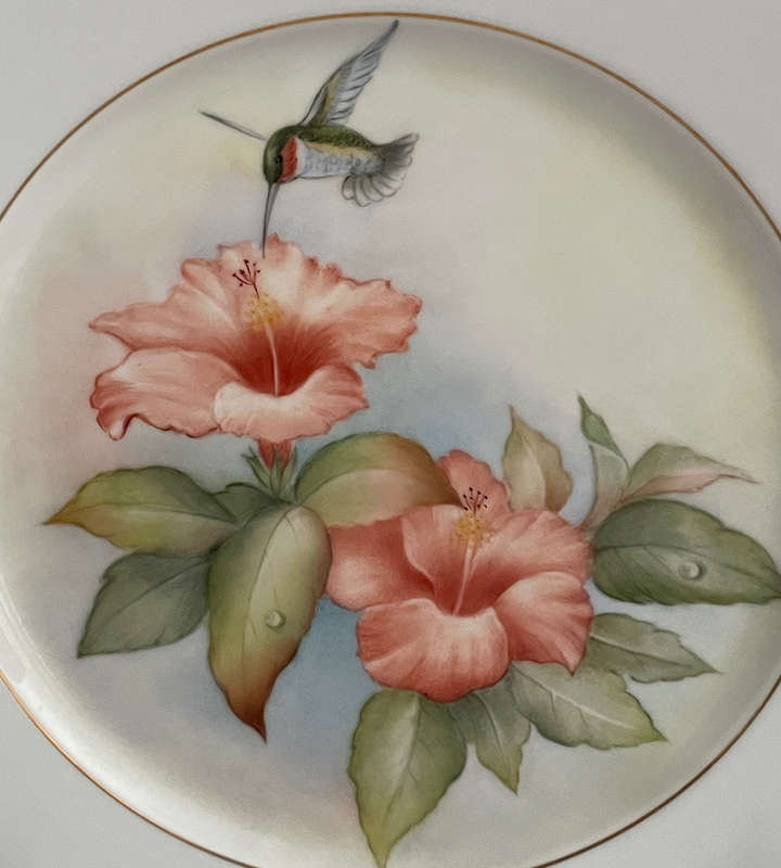 1 x Hand-Painted Wall Décor Plate by Daphne Karlson (1988)
