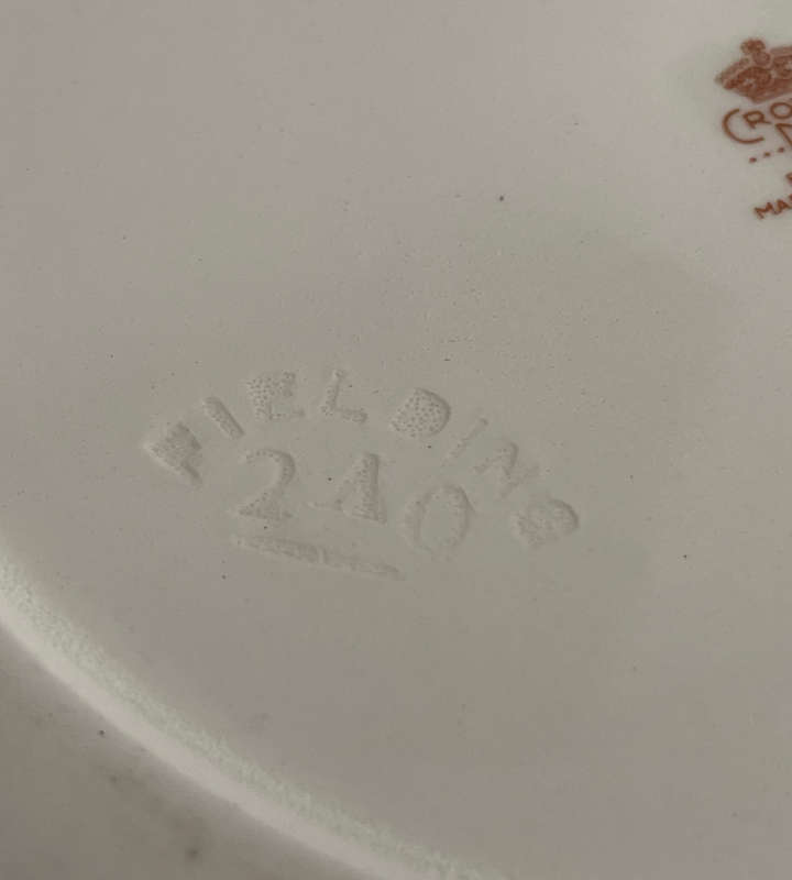 1950s Crown Devon Fieldings Fish Dinner Plate  22.5cm  Vintage Earthenware