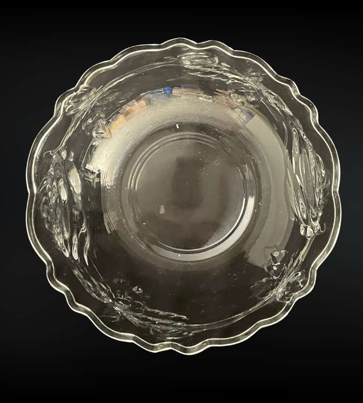 Vintage Heavy Pressed Glass Serving Bowl with Rose Design, Scalloped Edge, 23 cm Diameter