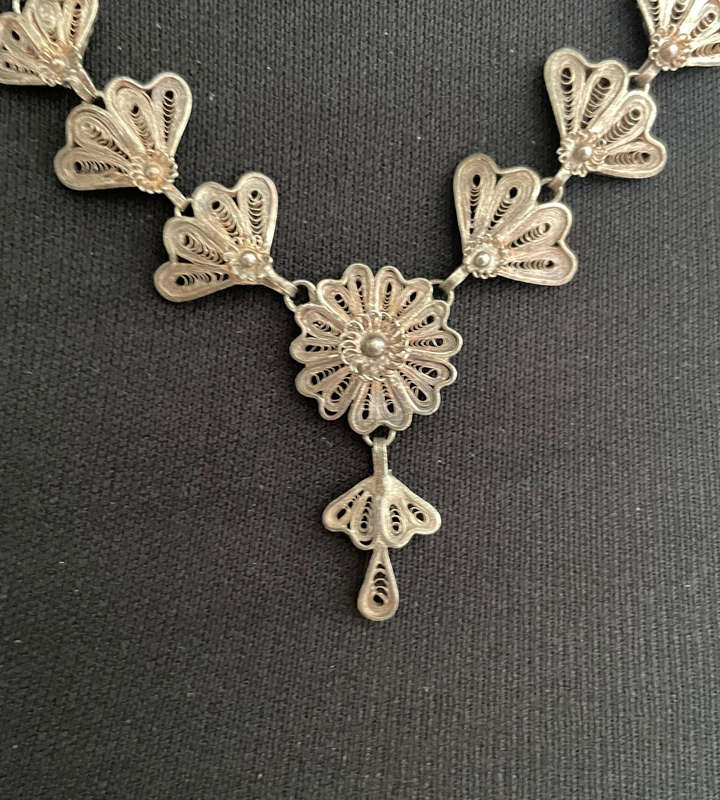 Vintage 800 Silver Filigree Necklace  48cm  26.9g  Ornate Floral & Fan Design  European