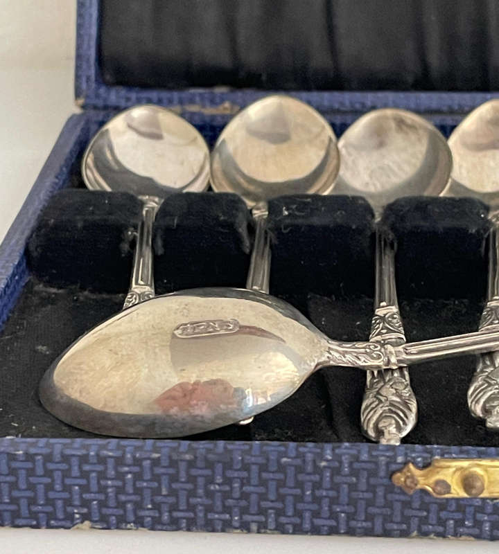 Vintage Boxed Set of 6 EPNS Apostle Tea Spoons  Silver Plated  Sheffield England