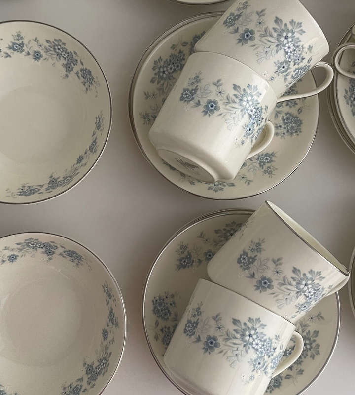 Vintage 27-Piece Michelle by Royal Doulton H 5078 - Romance Collection - Discontinued Blue & White