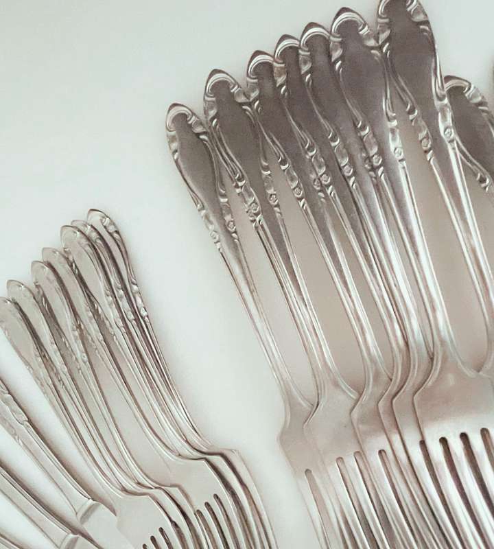 67-Piece Vintage Lucky Wood Japan 18-8 Stainless Steel Cutlery Set (1960s-1970s)