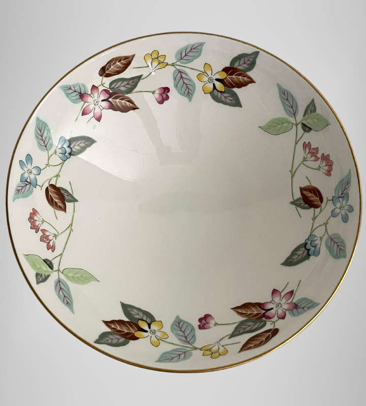Minton Cherrydown Footed Fruit Bowl S.700  Bone China, Made in England  22cm