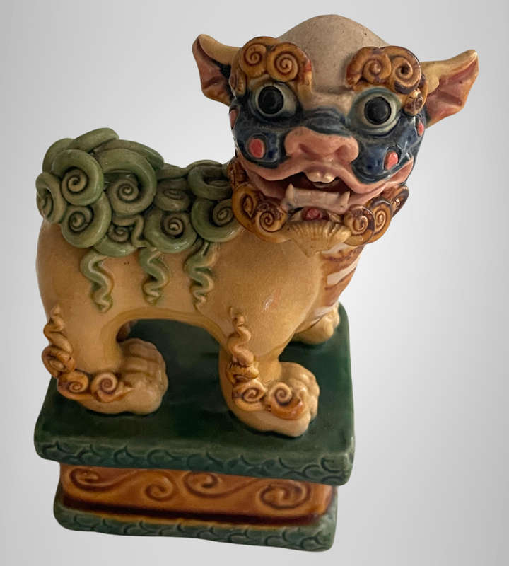 Exquisitely Detailed Small 12.5cm Ceramic Foo Dogs on Plinths (Pair)