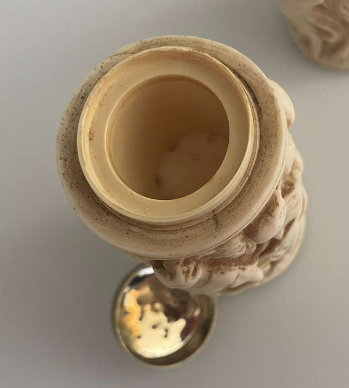 Vintage Italian Resin Salt Shaker & Acciaio Temperato Pepper Mill  Classical Relief Design  Made i