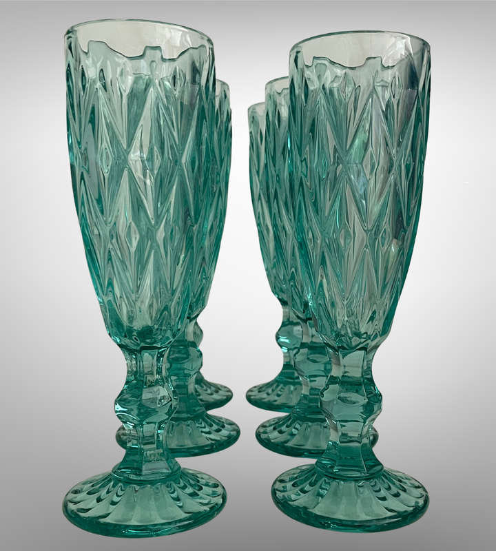 Set of 6 Green Champagne Flutes | 300ml Diamond Pattern Pressed Glass | Vintage Style | Used