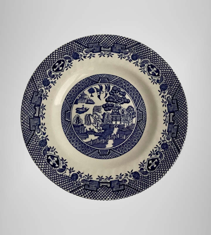 Vintage Blue Willow Transferware Rimmed Side Plate  Barratts of Staffordshire, 1950s-1970s, 17.5cm