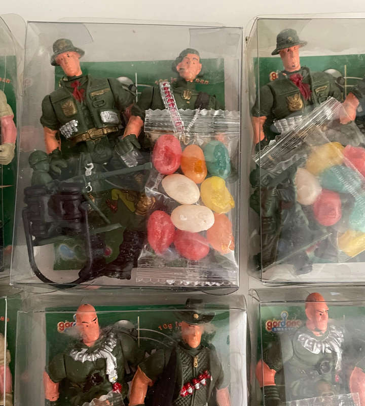 Lot of 10 x Army Team Sets (2 Soldiers Each)  Gordons Sweets 2009  Display Only