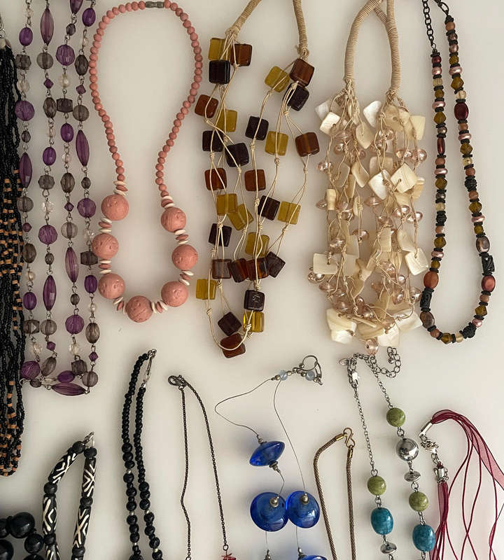 Bulk Lot of 26+ Vintage Costume Jewelry Necklaces - Mixed Style