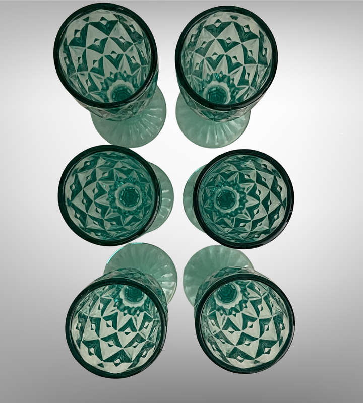 Set of 6 Green Champagne Flutes | 300ml Diamond Pattern Pressed Glass | Vintage Style | Used