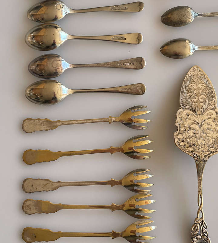61+ Piece Vintage & Antique Teaspoons and Cake Forks Collection  Sheffield, Sweden