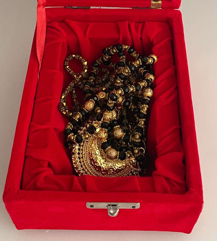 Vintage HUIMEI JEWELRY Set  2 Pairs Eastern-Style Earrings & 3 Necklaces in Velvet Box