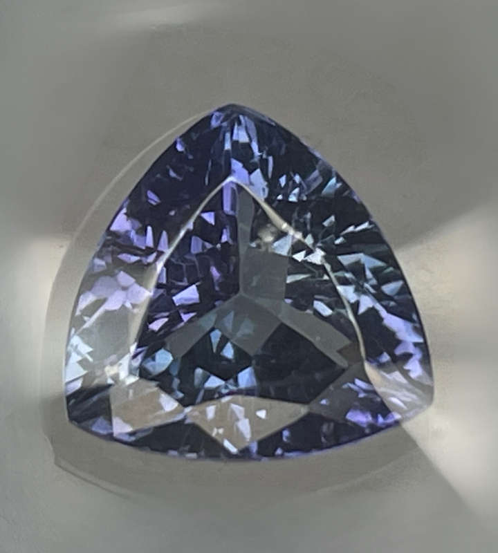 Bargain Trillion Cut 2.78ct Natural Tanzanite - GISA Certified- Huge Reduction in Price