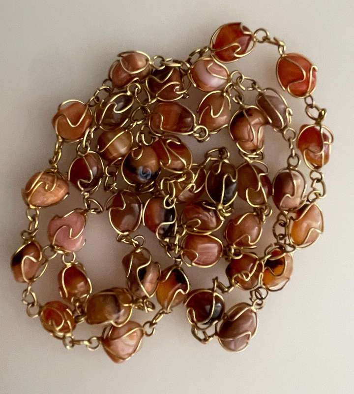 1970s Natural Carnelian Wire-Wrapped Bead Necklace  Brass Tone  Approx. 40cm  Vintage Used
