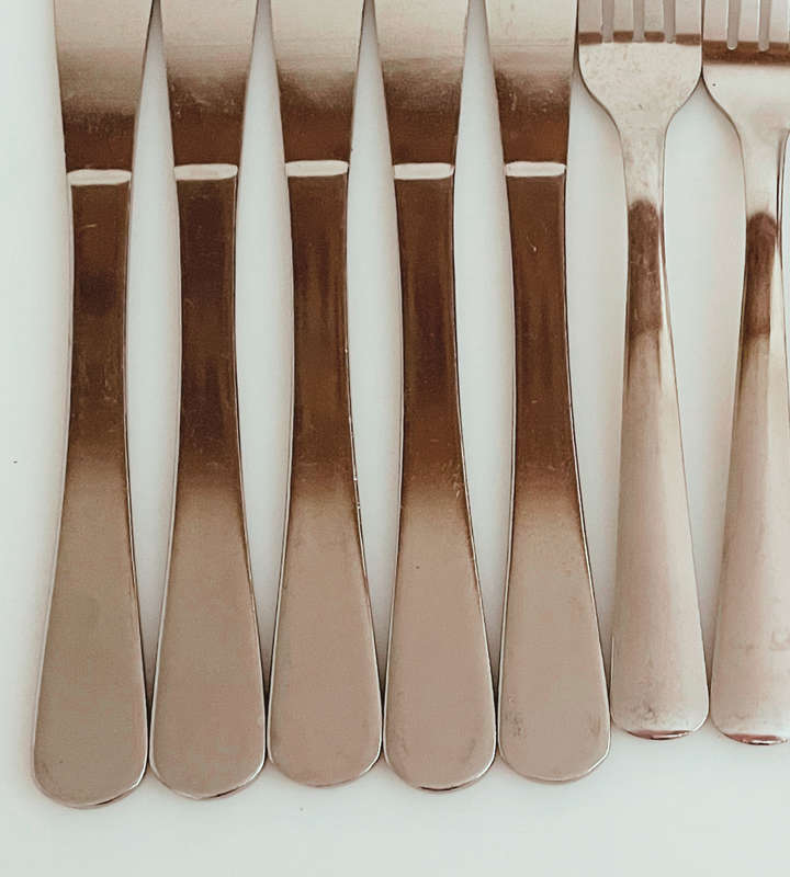 Huge Lot of 730 Stainless Steel Catering Cutlery  400 Knives & 330 Forks  Bulk Sale- Reduced