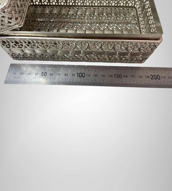 Ornate Tin Metal Box with Lid  Vintage-Style Filigree Design, 19cm Tissue Box Size