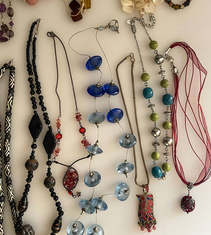 Bulk Lot of 26+ Vintage Costume Jewelry Necklaces - Mixed Style