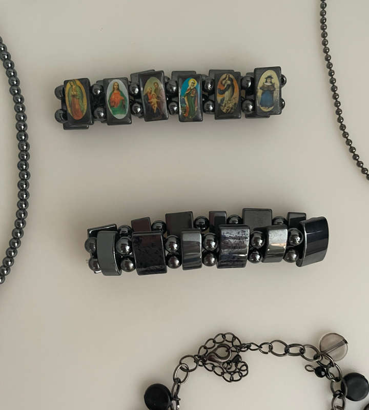 12-Piece Vintage Jewelry Set: Hematite Necklaces & Bracelets with Gunmetal Accents