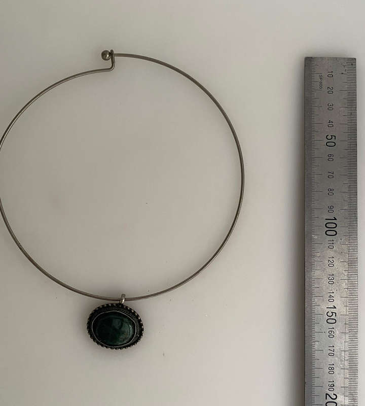 Vintage Indian Choker Necklace  Rustic Green Stone Pendant on Metal Torque (Fits Up to 46cm)
