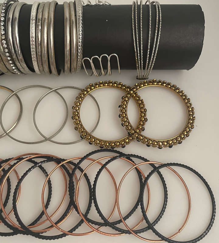 Clearance sale- Bulk Lot of 147+ Costume Jewelry Bracelets & Bangles  Beaded, Cuffs, Plastic