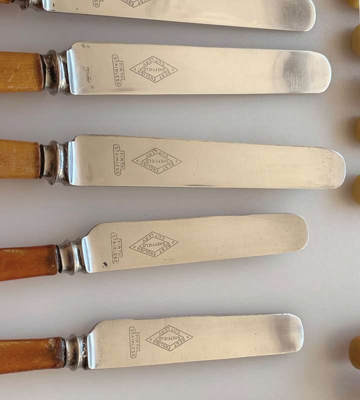 Knife Collection: 35 Knives & 3 Forks - Assorted Sheffield & English Makers - Historical Collectible