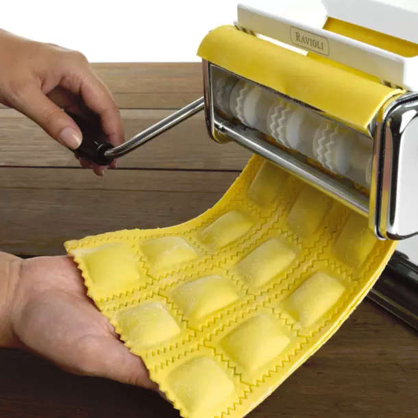 Marcato Multipast Pasta Machine + 5 Accessories Ravioli Spaghetti Etc.-