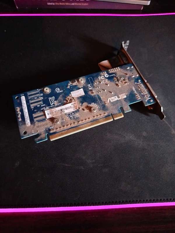 ASUS GeForce 210 1GB 210-1GD3-L - PCI-e Graphics Card
