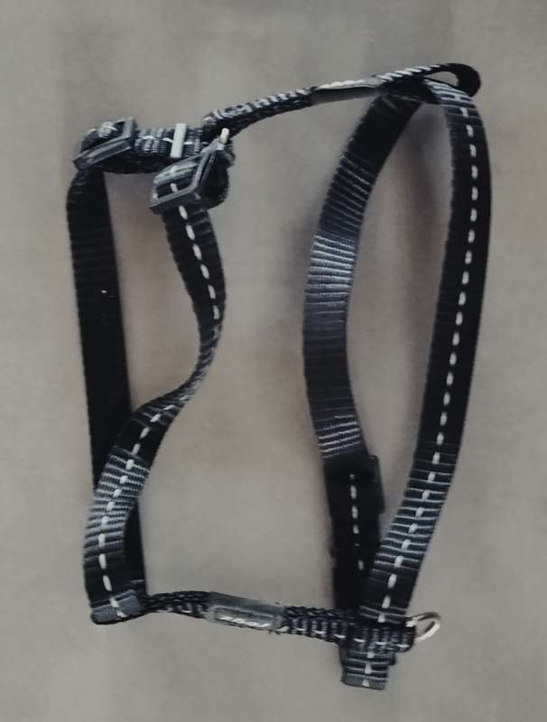 Rogz - harness. Small. Black. Brand new
