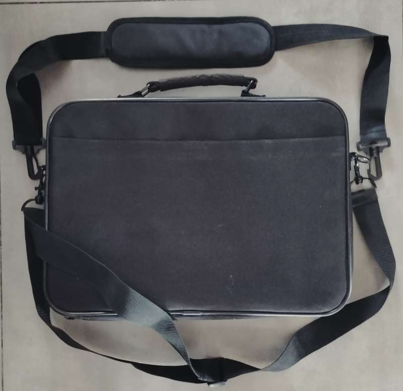 Toshiba laptop bag (unused)