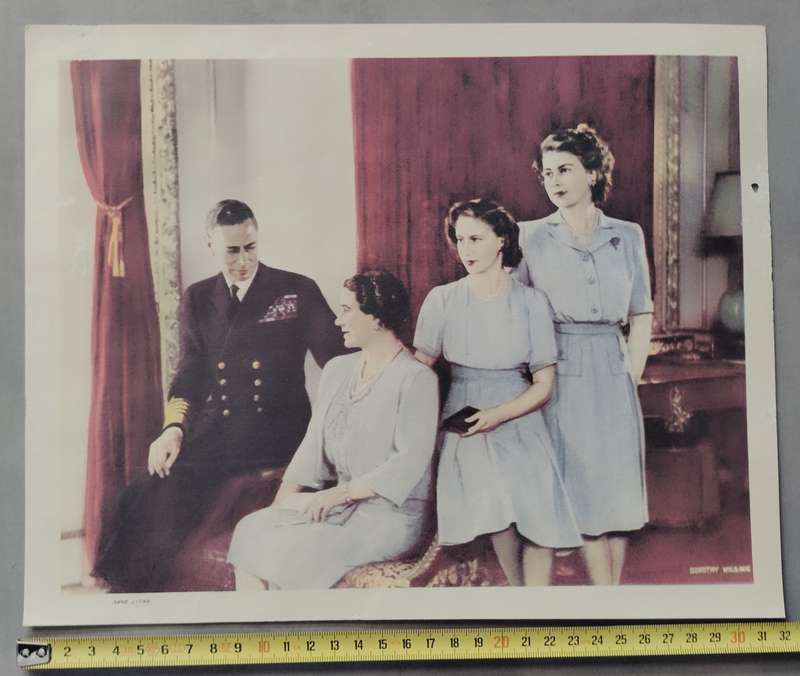 Royal family - litho prints (x5)