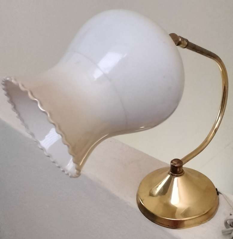 Beautiful Vintage desk lamp (works)