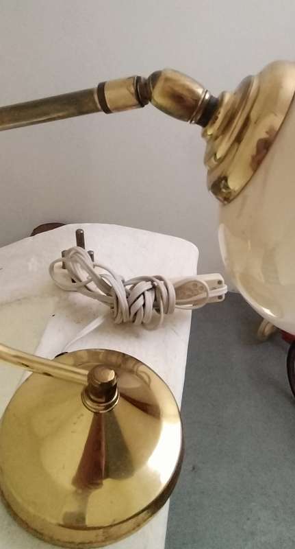Beautiful Vintage desk lamp (works)