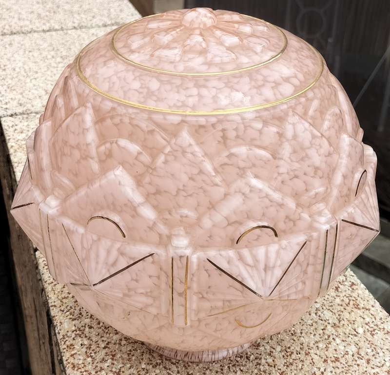 Exquisite Vintage Lamp Shade (no chips)