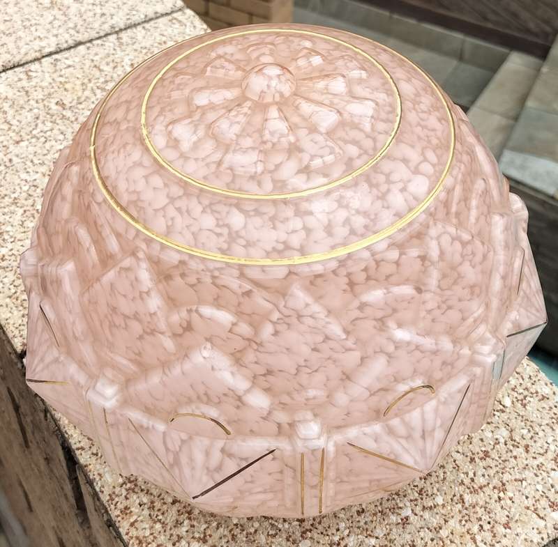 Exquisite Vintage Lamp Shade (no chips)