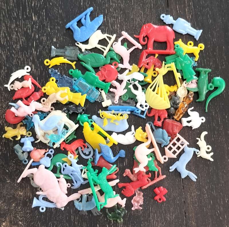 Vintage plastic charms - 1950s (100+) #4