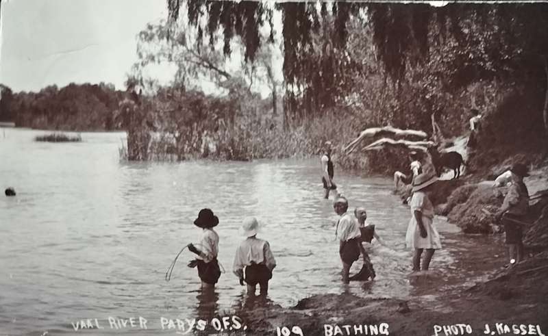 Post Card - Parys OFS  - Vaal River (used)