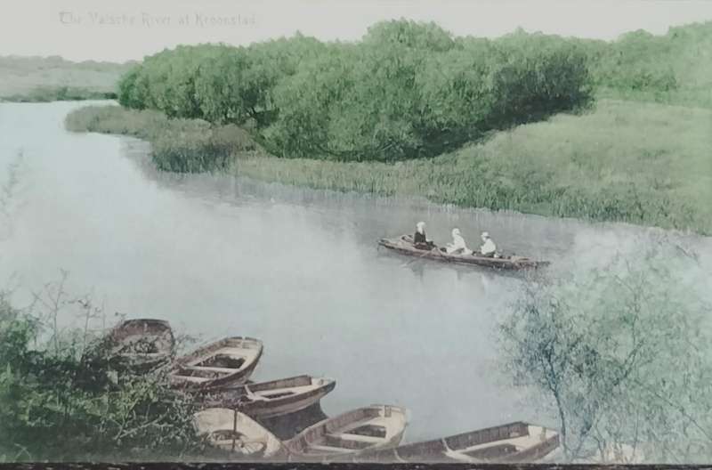 Vintage Post card - South Africa - Kroonstad - The Valsche River