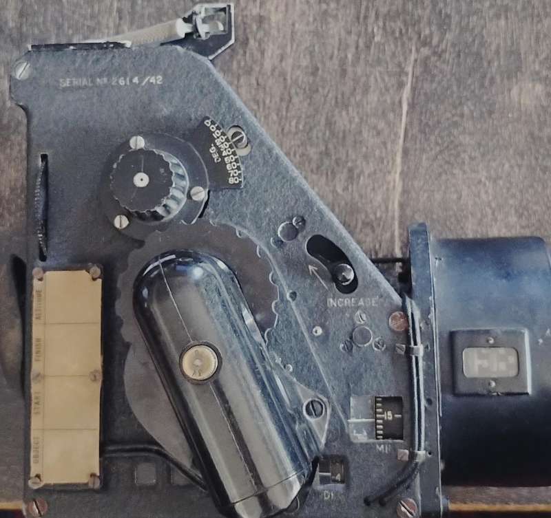 Boxed Bubble Sextant MK 1XA - World War 2 aircraft